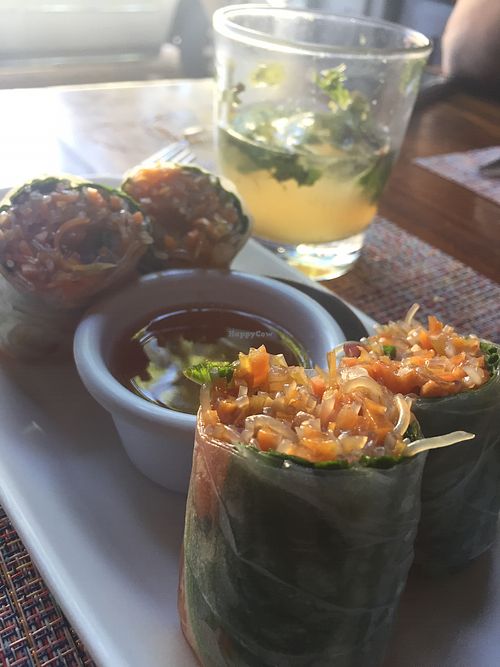 Rollos de verano at NIM  in La Paz