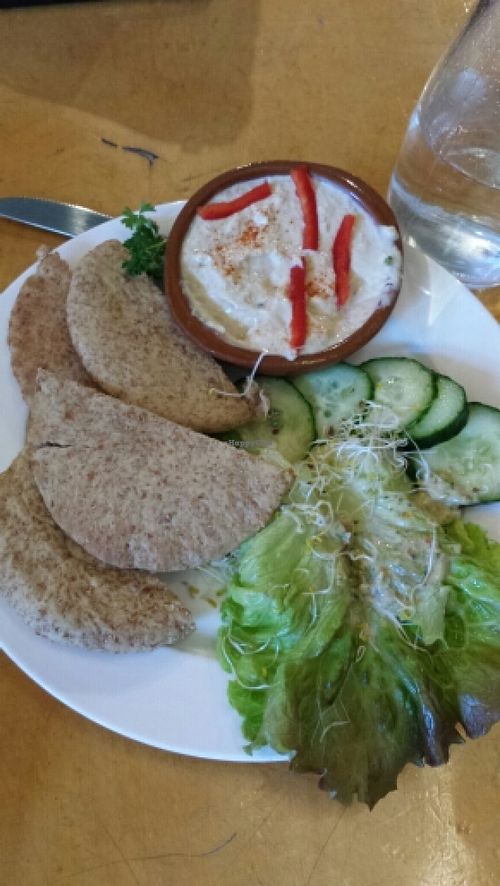Hummus at Bolhoed in Amsterdam