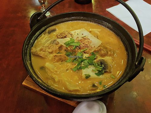 Noodle soup with sate sauce at Bodhi Vegan in Paris