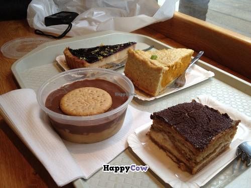 Pumpkin tart
Raspberry cheesecake
Tiramisu
Chocolate pudding
All yummy!
 at Deshima in Amsterdam