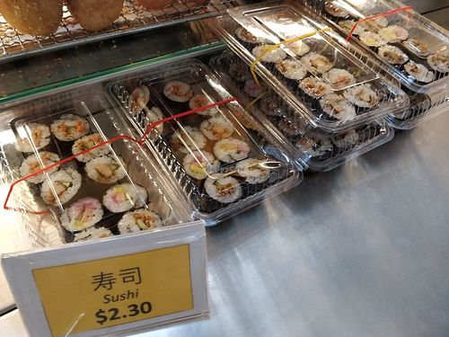Sushi at Ci Xiu Villa 慈修轩 in West Singapore