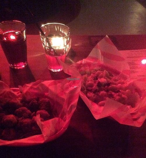 Vegan popcorn tofu on slaw on left, and vegan mac'n'cheese on right. Poor light, sorry for lack of detail! at The Last Resort in Swansea