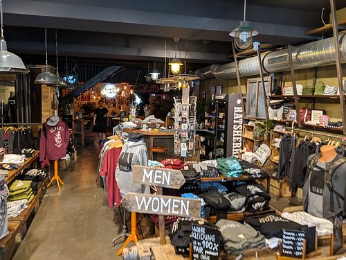 Inside at Bidges & Sons Reeperbahn in Hamburg