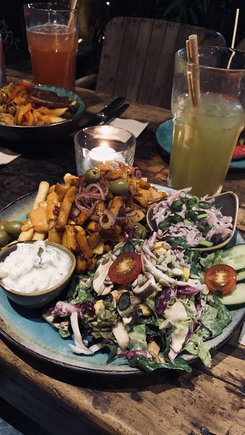 Sehr leckeres Gyros, riesige Portion 😍 at Bidges & Sons Reeperbahn in Hamburg