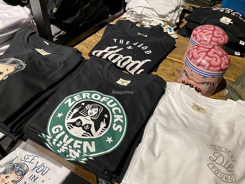 shirts 😅 at Bidges & Sons Reeperbahn in Hamburg