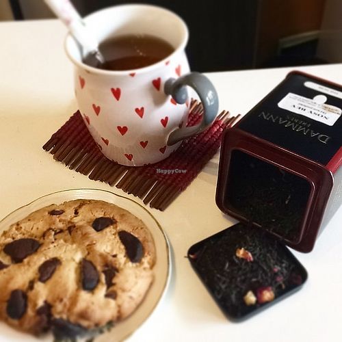 vegan cookies at tea time ;) at La Palette Vintage in Charroux