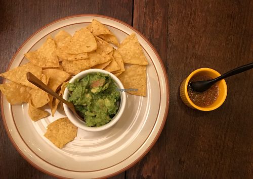 Guacamole and chips at Los Novios in Nagoya