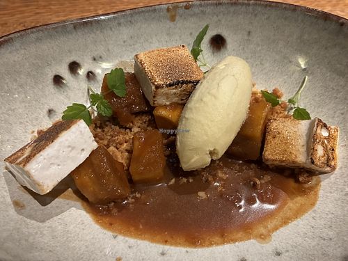 Sorbet, caramelized apple, Marshmallow (made of Agar agar and potato protein)   at De Waaghals in Amsterdam