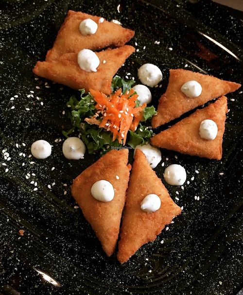 samosas at Coraçao Vegano in Funchal