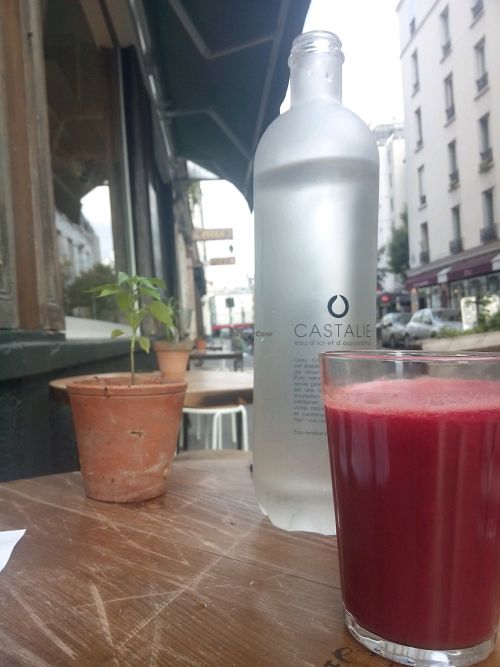 Table in front of eatery at Welcome in Paris