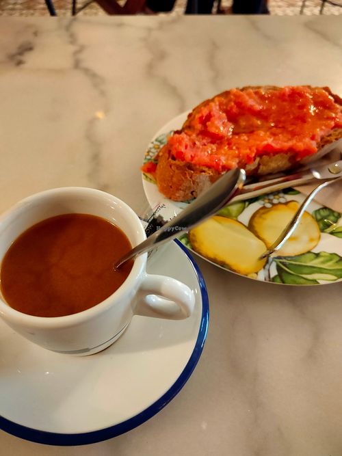 Tostada y café at Blu Cafe in Santiago De Compostela