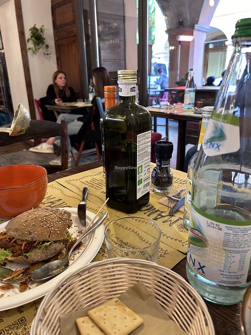 Ambiance popular  at Mangiamore in Reggio Emilia