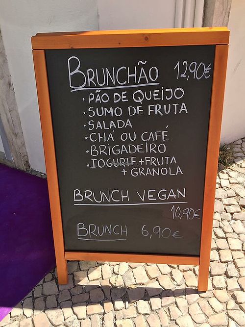 Menu at Chamego in Lisbon