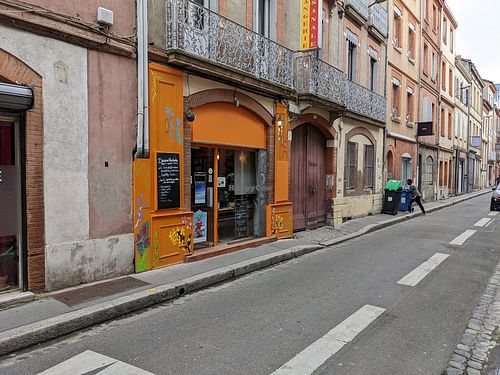 Outside at Douceurs Vegetales in Toulouse