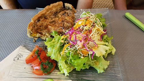 Smoked tofu quiche at Douceurs Vegetales in Toulouse