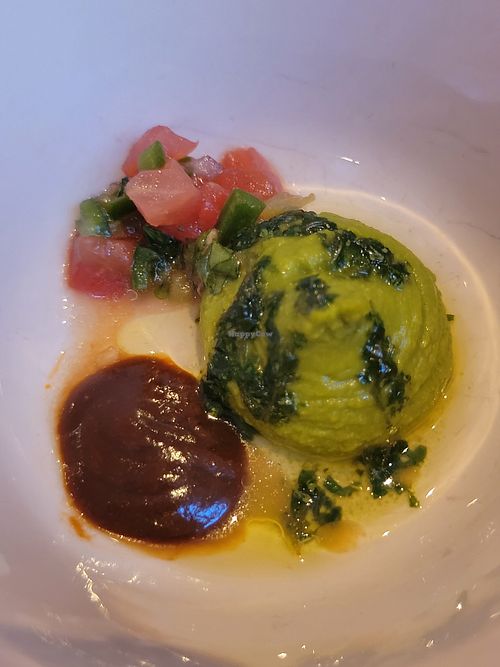 Brioche Feuilletée
Feta, Pico de Gallo, Roasted Pepper & Coriander Oil at Gauthier Soho in London