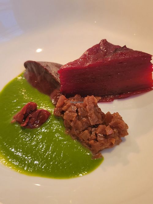 Heritage Beetroot
Sour Cherry, Fennel, Cacao & Parsley at Gauthier Soho in London