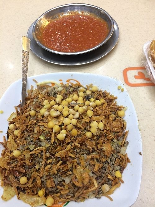koshary at Hend & El Za3eem in Cairo