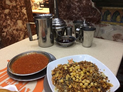 koshary at Hend & El Za3eem in Cairo
