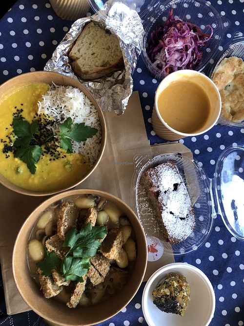 daily lunch and ayurvedic lunch at Gaudi&Naan in Ljubljana