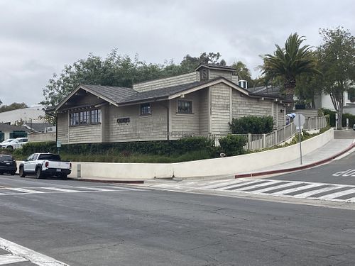 Olivers viewed from the street   at Oliver's in Santa Barbara