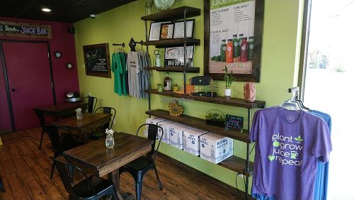 Sitting area at Sunshine Cafe & Juicery in Mt Juliet