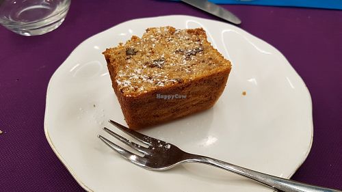 Carrot cake at Blue Teapot in Toulouse
