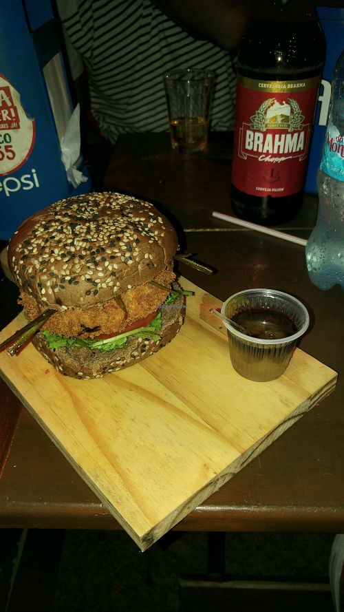 shimeji burger at Escritorio Bar e Lanchonete in Rio De Janeiro