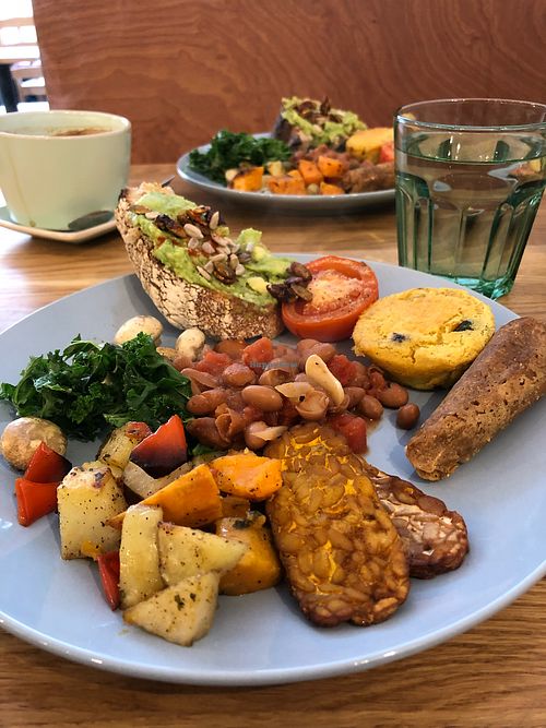 Breakfast at Serenity Now in Glasgow