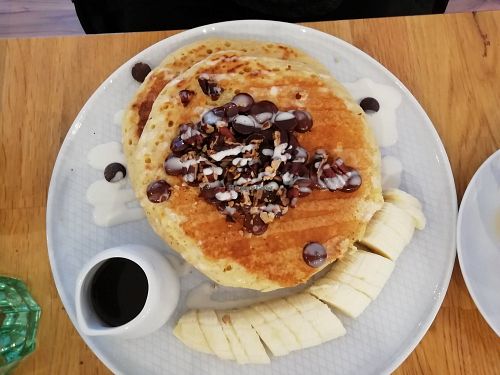 Pancakes and banana at Serenity Now in Glasgow