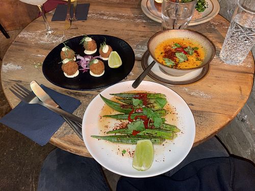   at Essential Vegan @ Ten to One Bar in North London