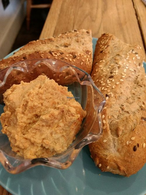 hummus for the wean at Cafe Calluna in Pitlochry