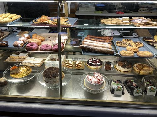 Dessert display at Vegan Bombon in Alicante
