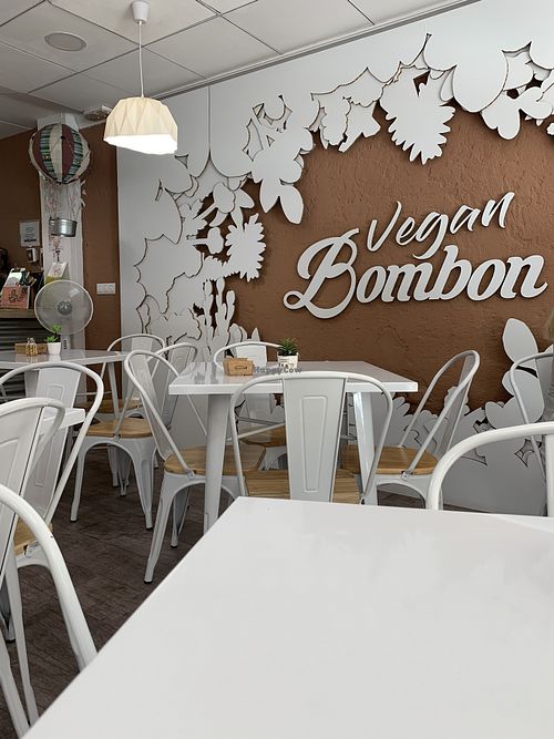 very nice and clean 😍 at Vegan Bombon in Alicante
