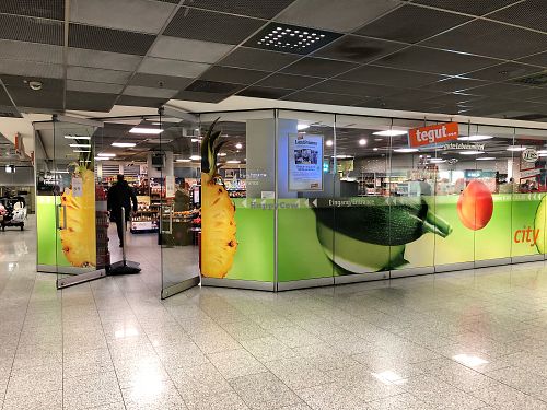 Entrance  at FRA - tegut - T1 in Frankfurt