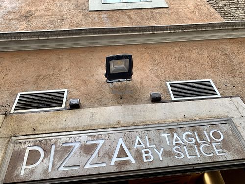 outside at Pizza in Trevi in Rome