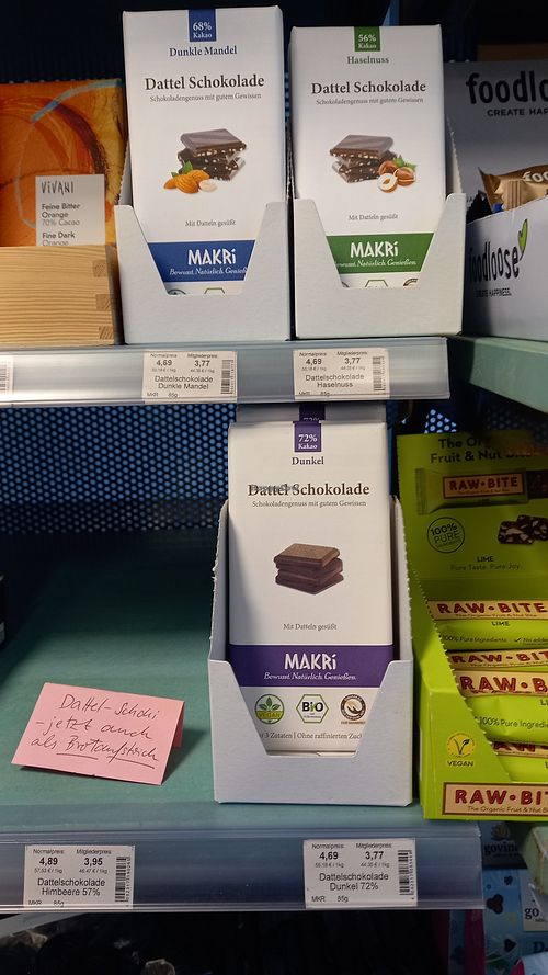 makri schokolade (vegan & nur mit datteln gesüßt) at Schmackes Bioladen in Kassel