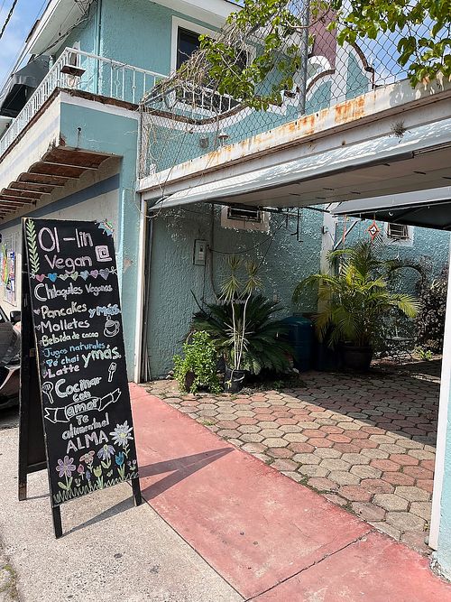 Chalkboard at entrance at Ol-Lin Vegan in Ajijic