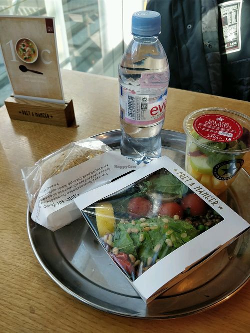 vegan food at the airport at NCE - Pret a Manger - T1 in Nice