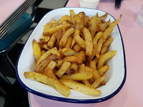 Fries at HD Diner - Saint-Michel in Paris