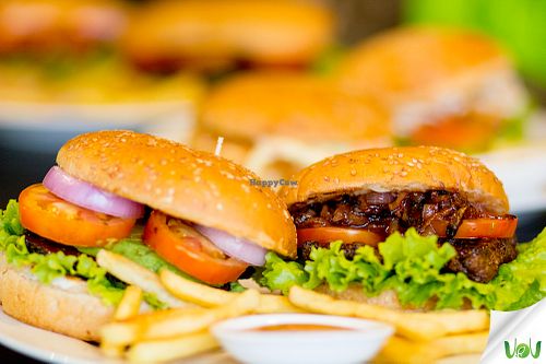 More burgers! at The VOV in Negombo