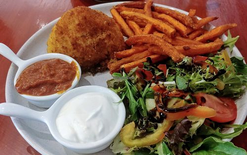 Arancini ball and sweet potato fries at Cafe Blue Gum in Monbulk