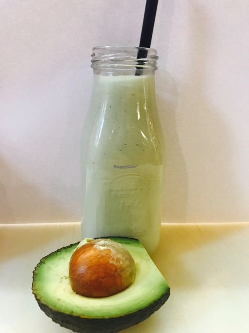Vegane Avocado smoothie  at Phuong Hong Asia Bistro in Neuruppin