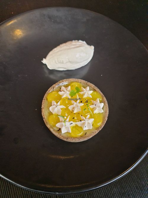 Lemon tart at Green Man's Arms in Carlton