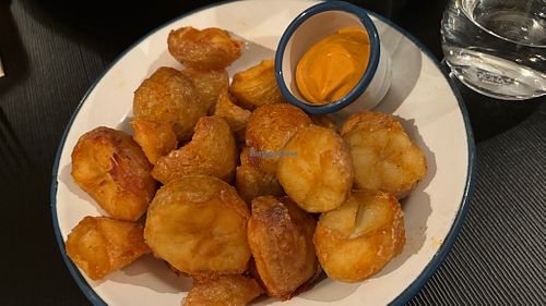 Pommes frites so crunchy!  at Green Man's Arms in Carlton