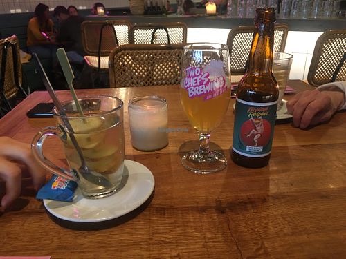 Ginger tea and tropical Ralphie pale ale  at Vegan Junk Food Bar - De Pijp in Amsterdam