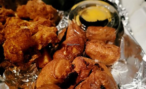 Cheezy pretzel bites and cauli wings at The Pizza Patio in Flagstaff