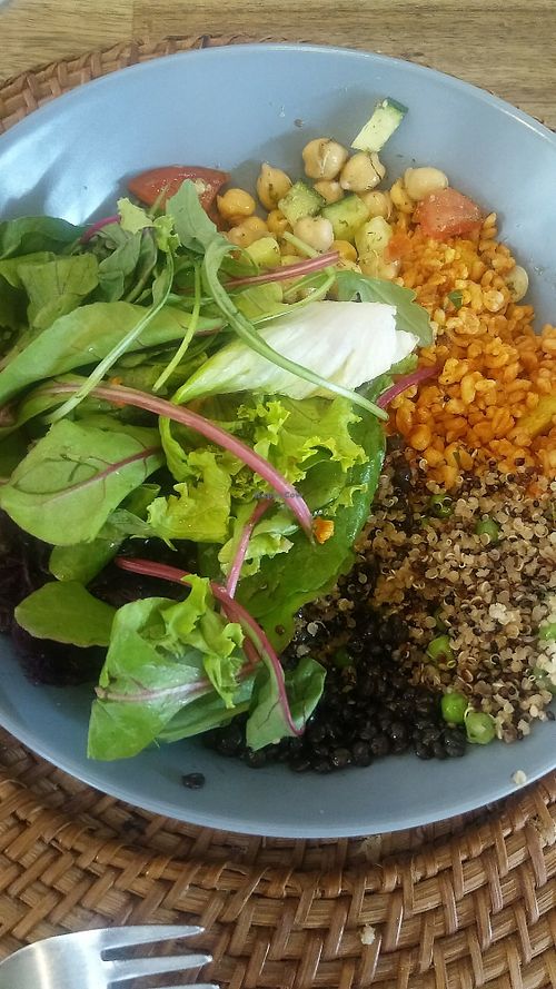 Medium buffet plate at FeinFood in Heidelberg