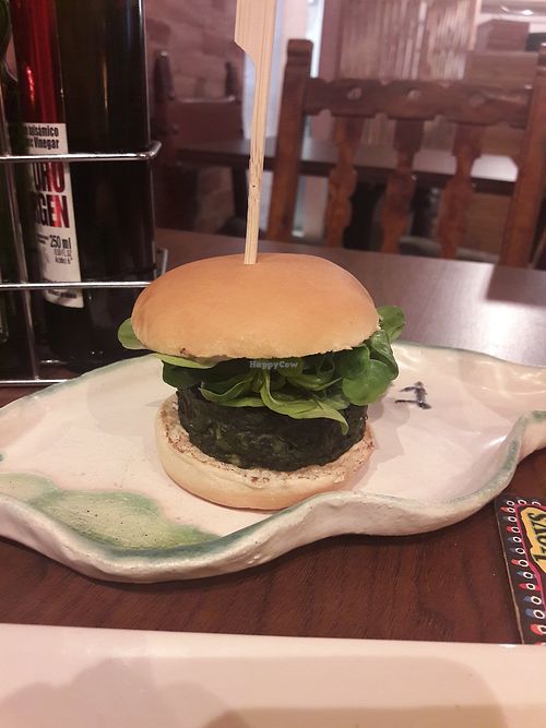 Vegan burger at FAMA Aperitif Bar in Benalmadena