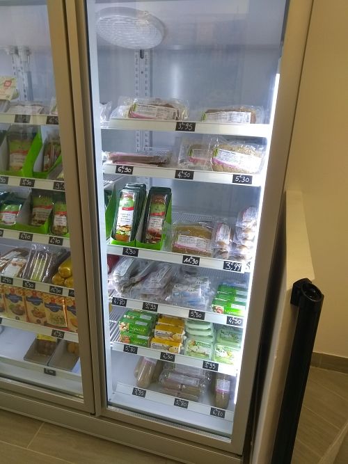 Vegan cheezes at 2VShop in Paris